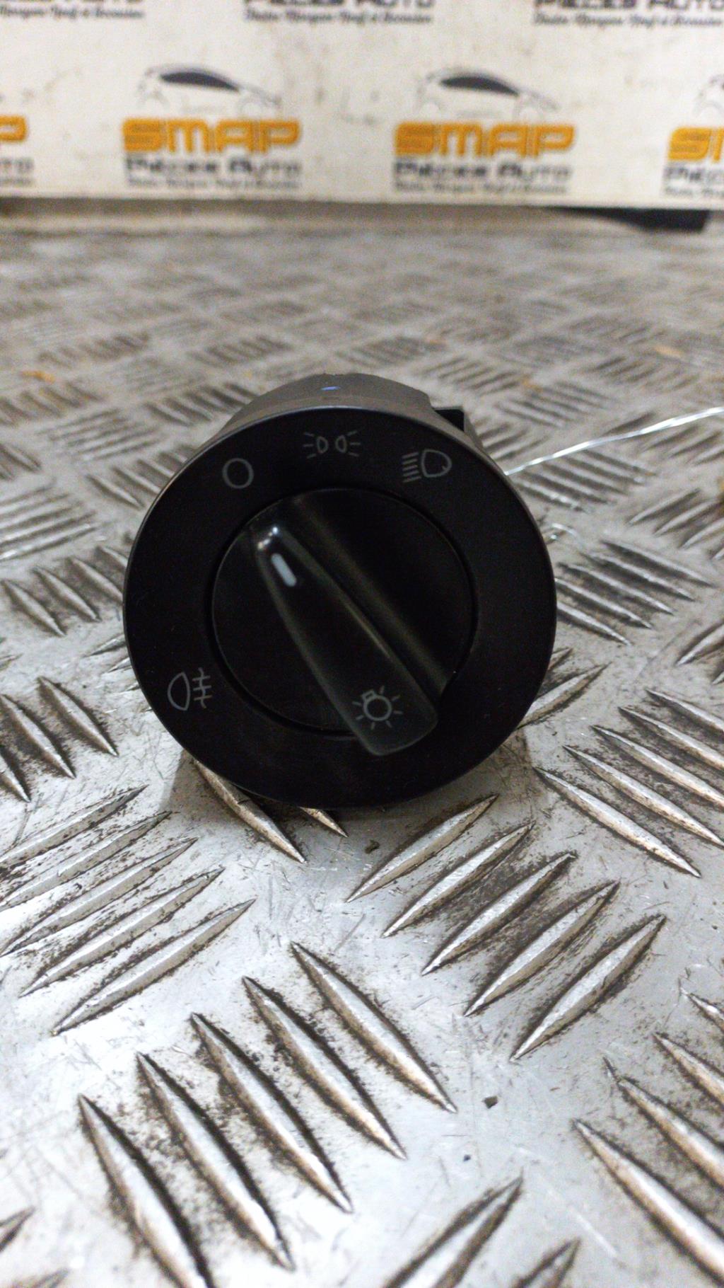Commande de phare VOLKSWAGEN BORA Diesel - 1