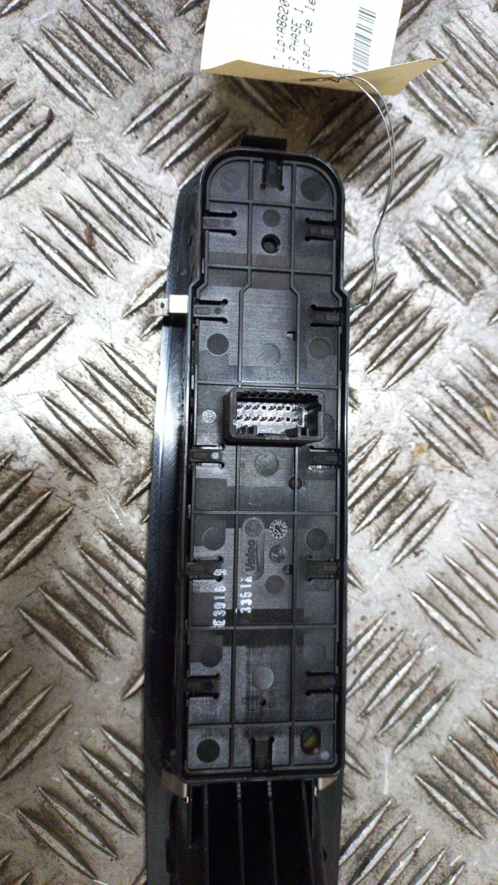 Interruptor de elevalunas RENAULT MEGANE 3 PHASE 1 Diésel - 1