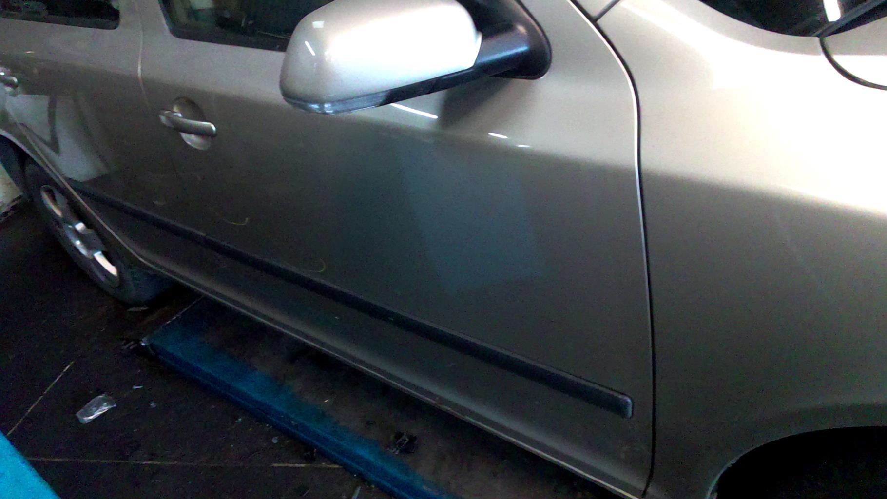 Porte avant droit SKODA OCTAVIA 2 PHASE 1 BREAK Diesel - 1