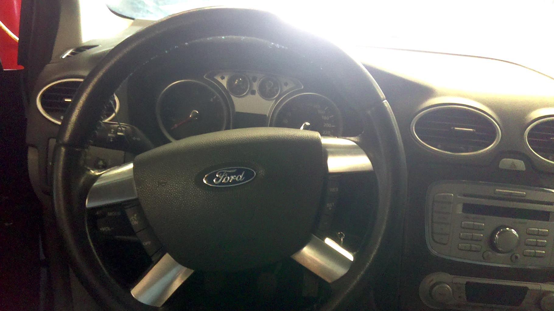 Volant FORD FOCUS 2 PHASE 2 BREAK Diesel - 1
