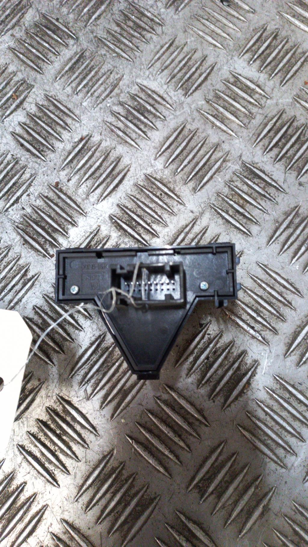 Interruttore luci emergenza OPEL CORSA D PHASE 2 Gasolina - 1