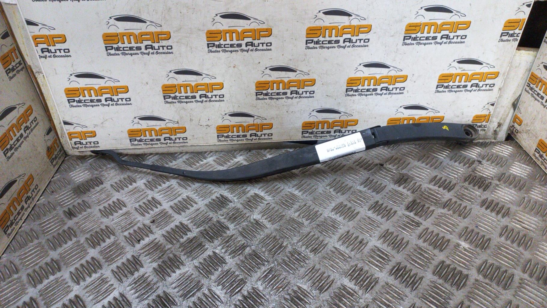 Braccio tergicristallo anteriore destro KIA RIO 3 PHASE 1 Diésel - 1