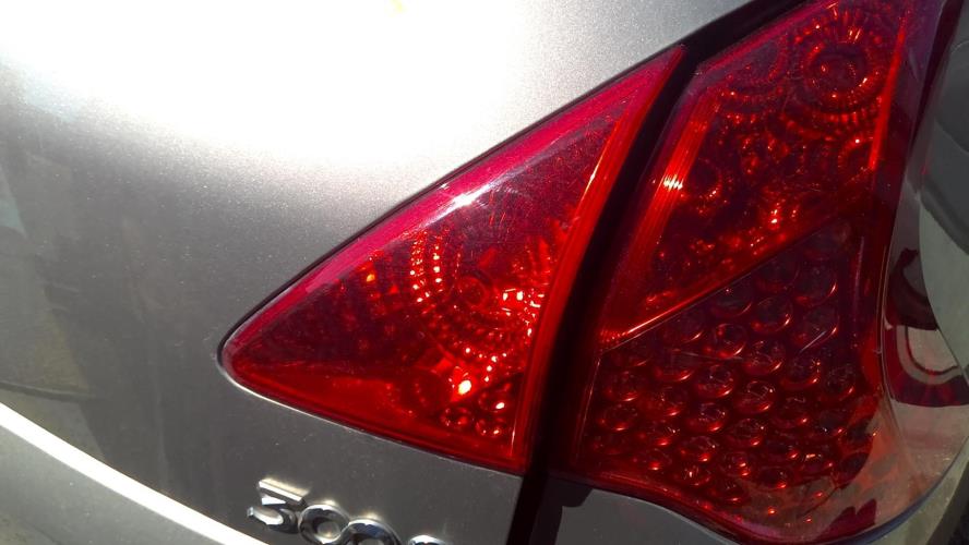 Feu Arrière Droit Pour Peugeot 3008 Phase 1 - Occasion En Bon état
