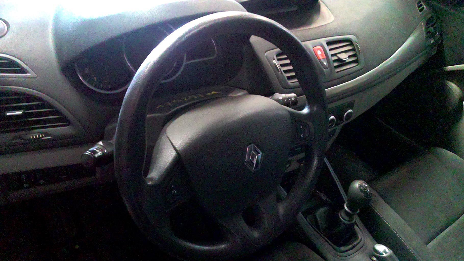 Volant RENAULT MEGANE 3 PHASE 1 Diesel - 1
