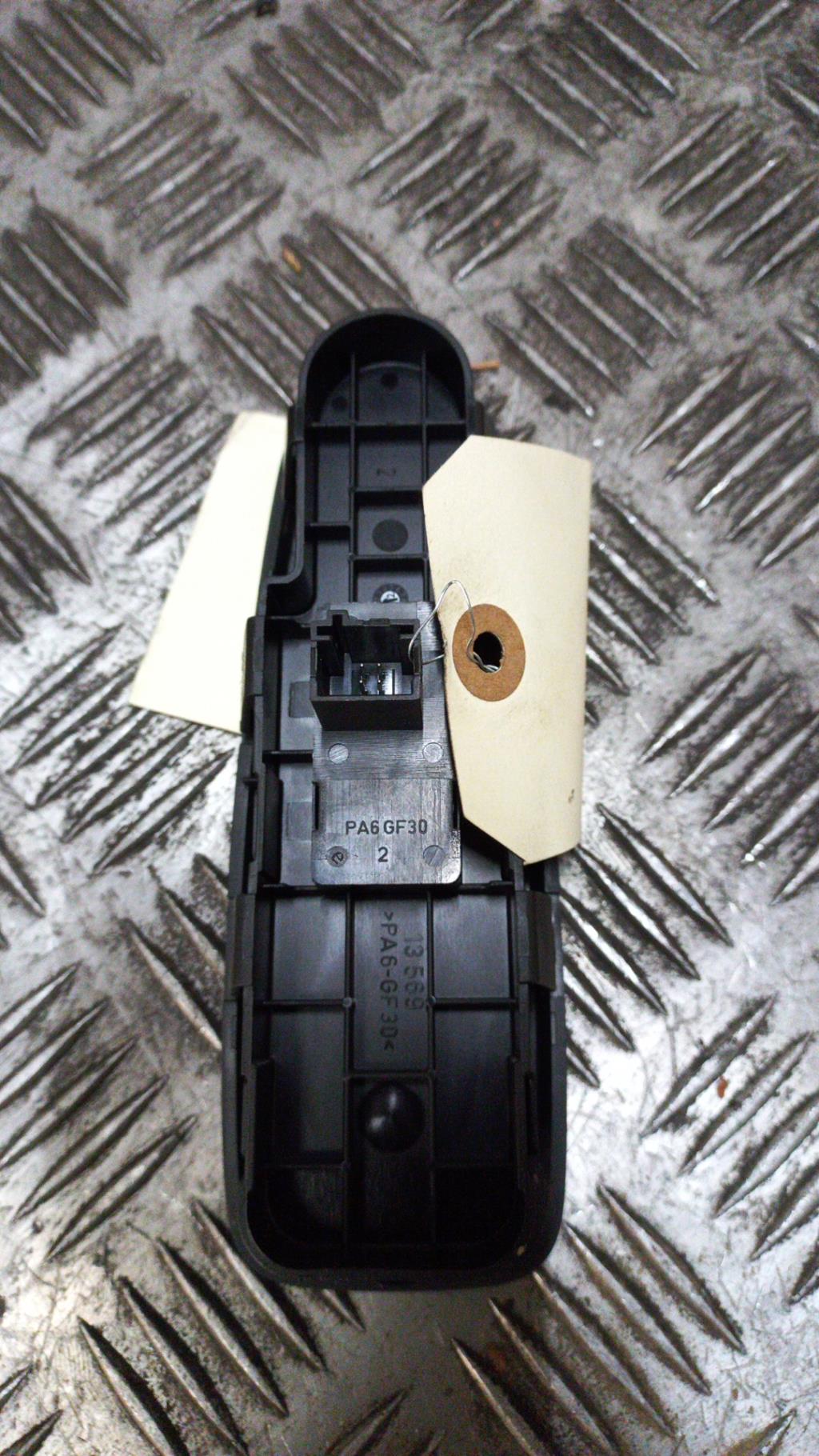 Interruttore lavacristalli anteriore destro CITROEN C4 GRAND PICASSO 1 Diésel - 1