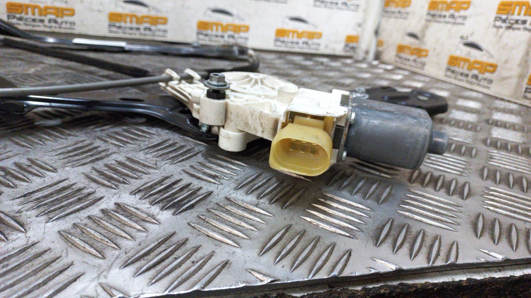 Alzacristalli elettrico anteriore destro BMW SERIE 1 E87 PHASE 2 Diésel - 1