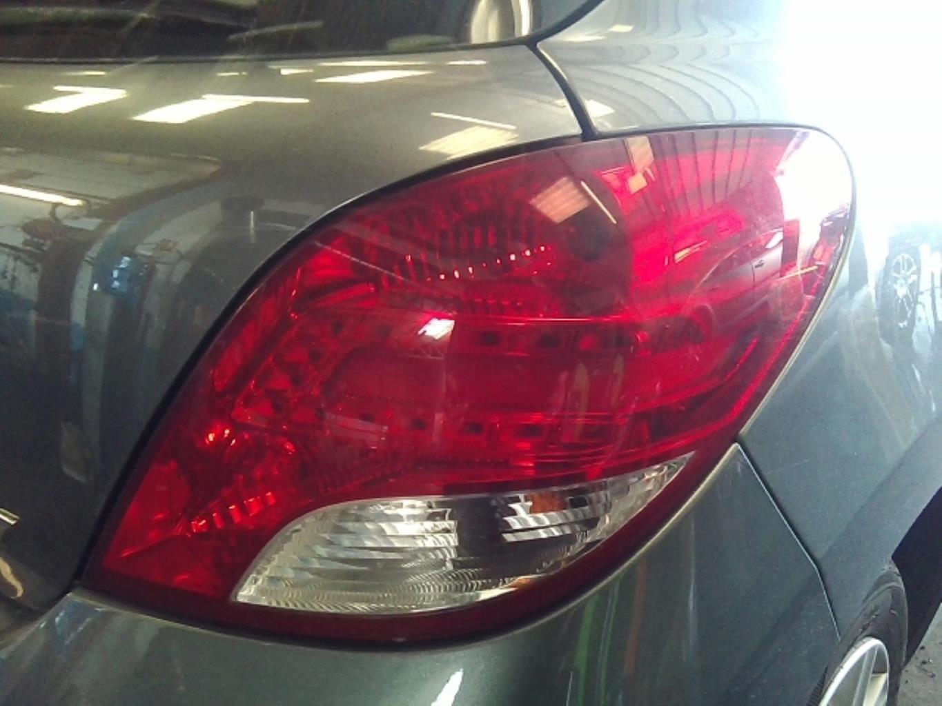 Fanale posteriore principale destro (luci) PEUGEOT 207 PHASE 2 Gasolina - 1