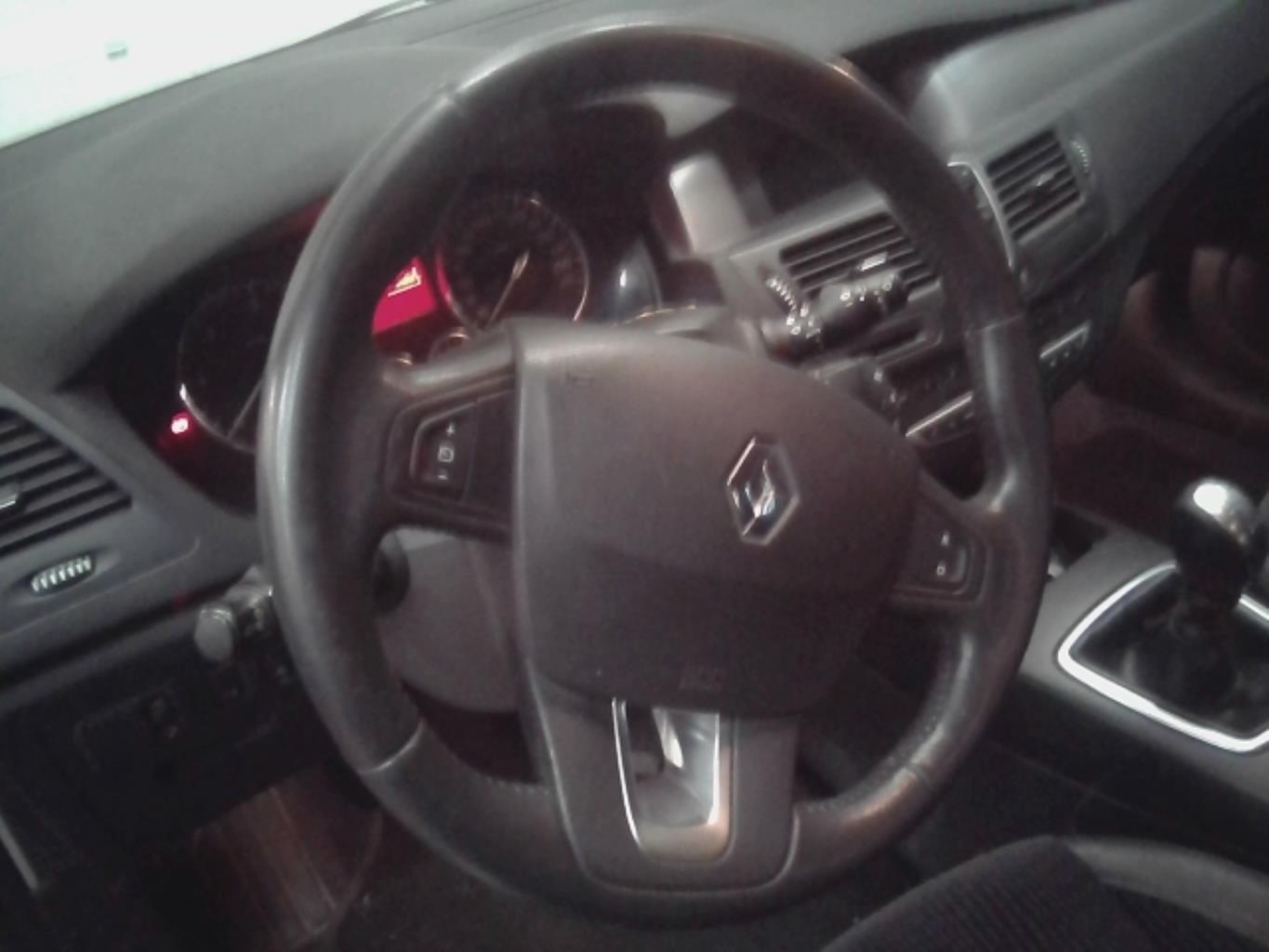 Volant RENAULT LAGUNA 3 PHASE 1 BREAK Diesel - 1