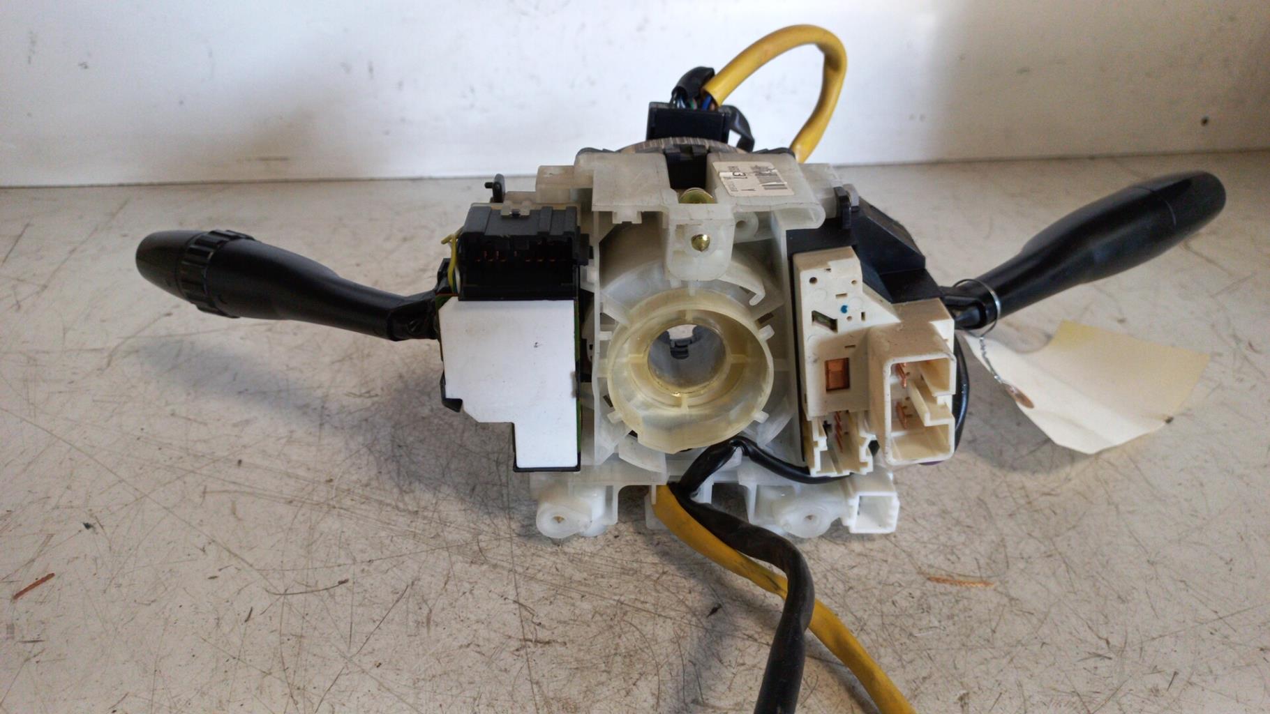 Devio luci MITSUBISHI GALANT 4 BREAK Gasolina - 1