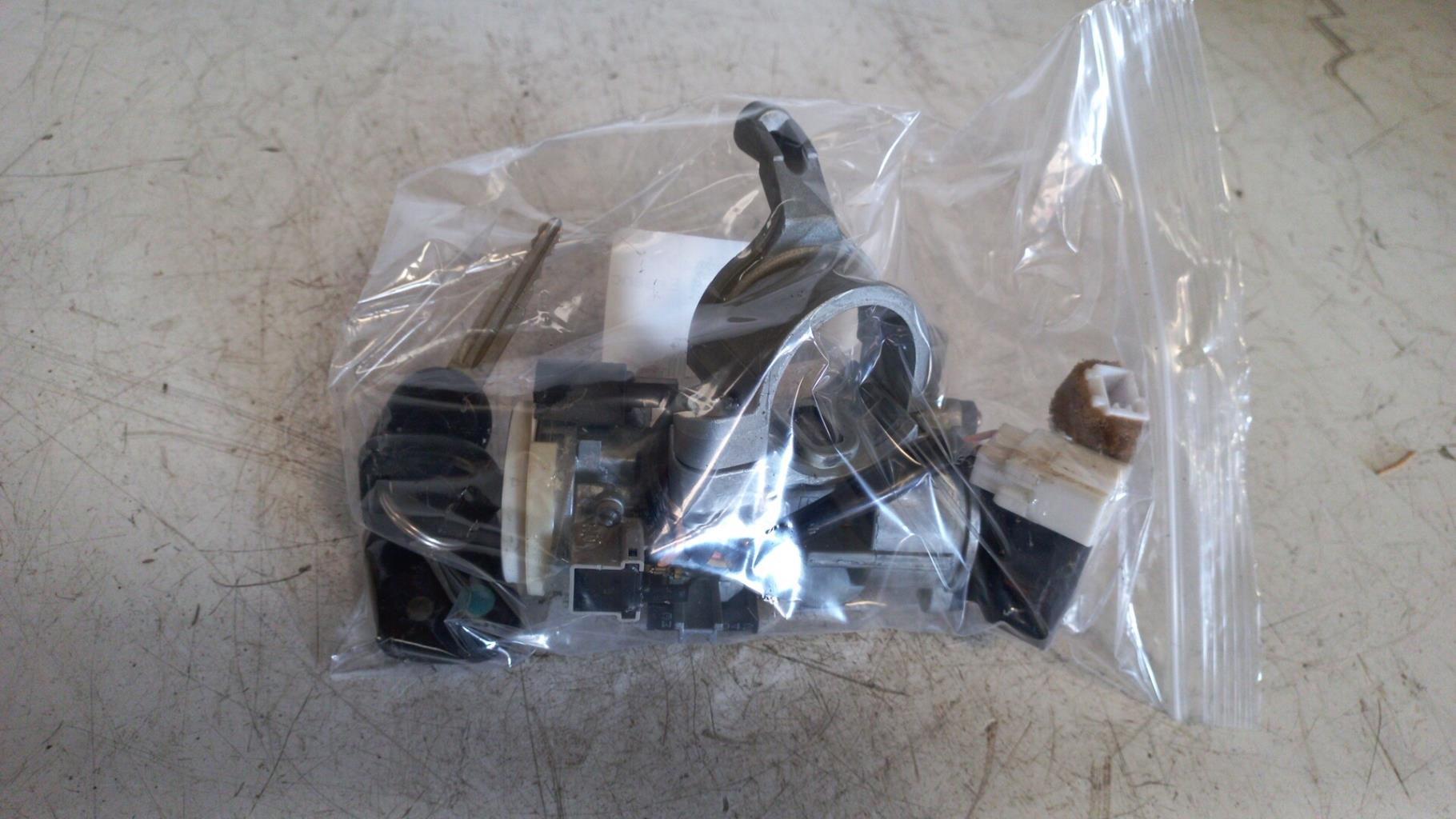 Neiman MITSUBISHI GALANT 4 BREAK Essence - 1