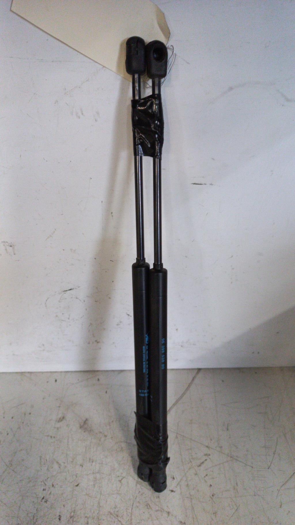 Verin de coffre CITROEN C3 1 PHASE 1 Essence - 1