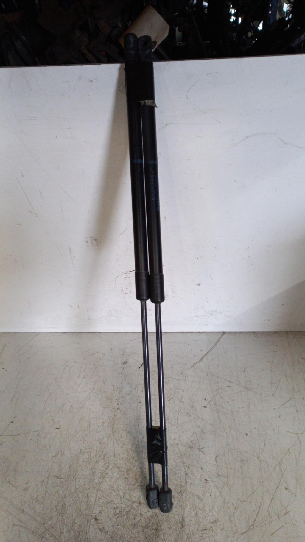Verin de coffre OPEL CORSA D PHASE 1 Diesel - 1