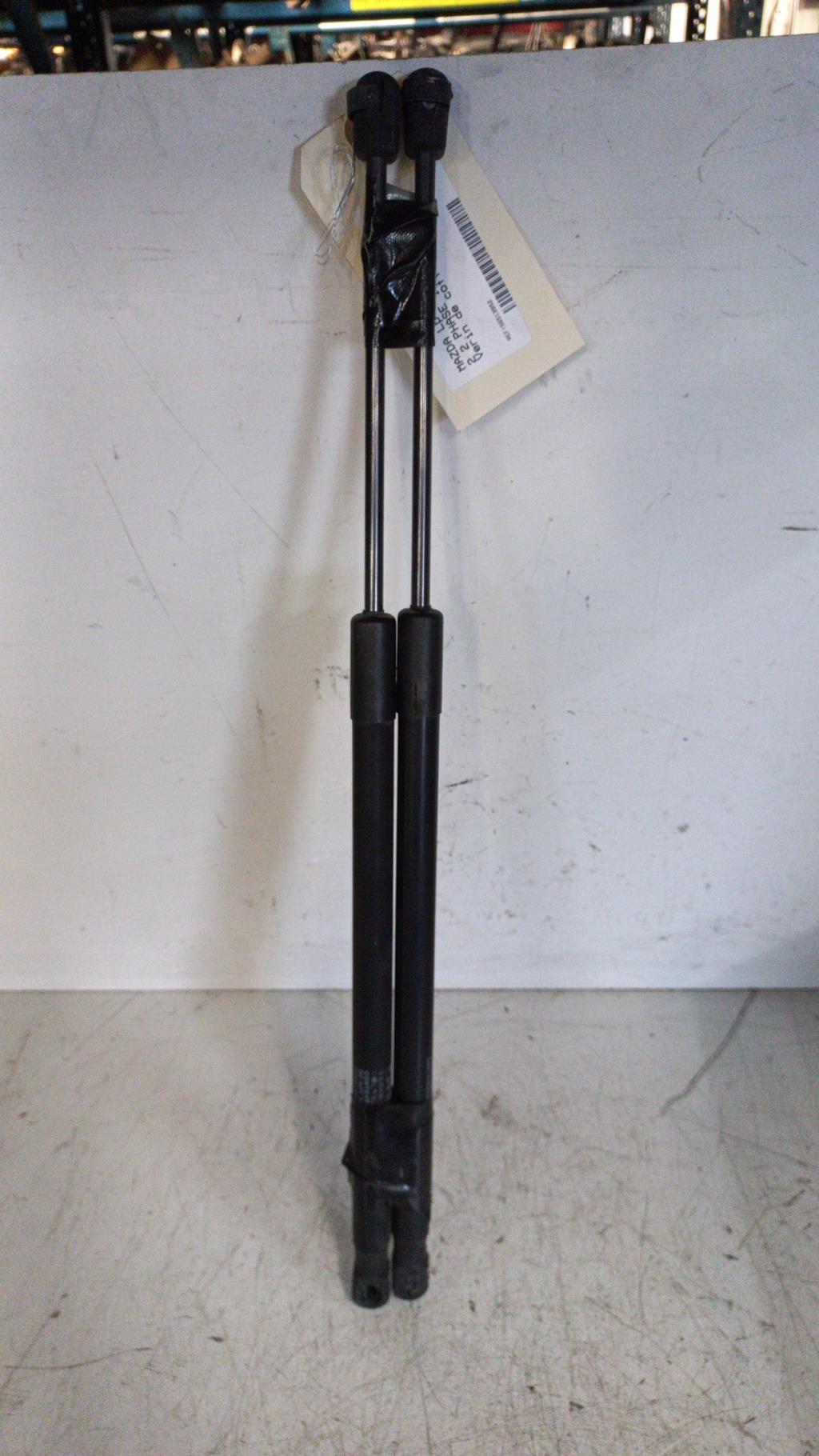 Verin de coffre MAZDA 2 2 PHASE 1 Diesel - 1