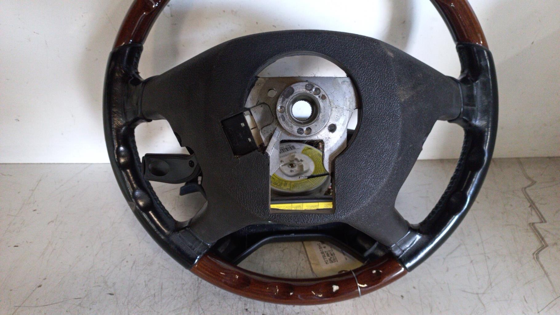 Volant MITSUBISHI GALANT 4 BREAK Essence - 1