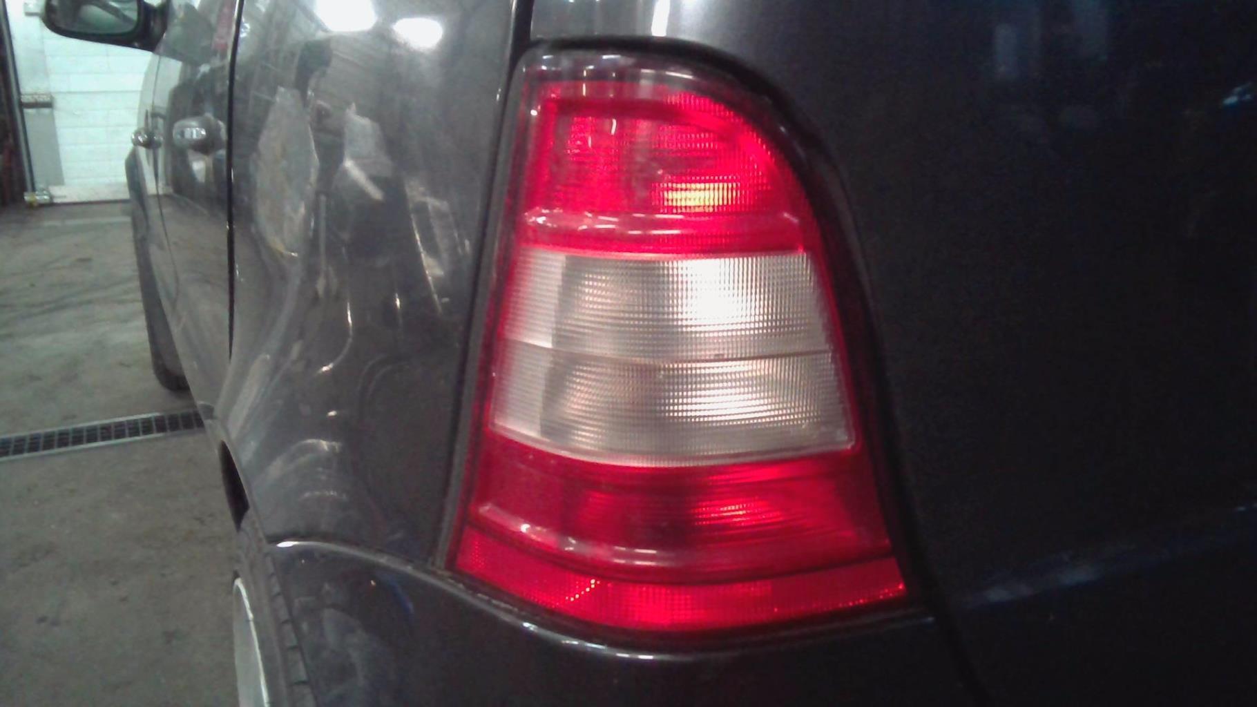 Fanale posteriore principale sinistro (luci) MERCEDES CLASSE A 168 PHASE 1 Gasolina - 1