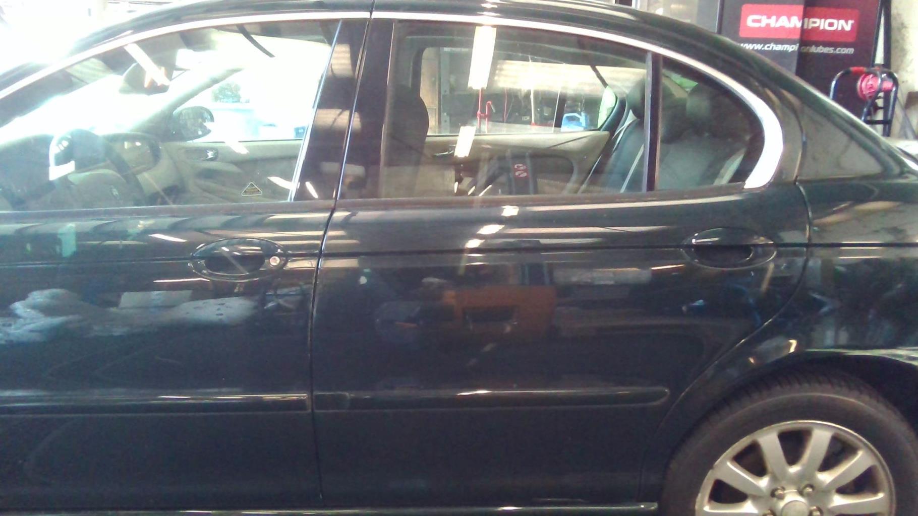 Porte arriere gauche JAGUAR X-TYPE PHASE 1 Essence - 1