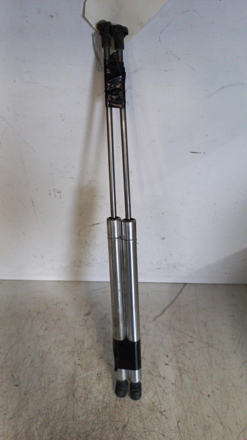 Molla a gas bagagliaio VOLKSWAGEN GOLF 4 Diésel - 1