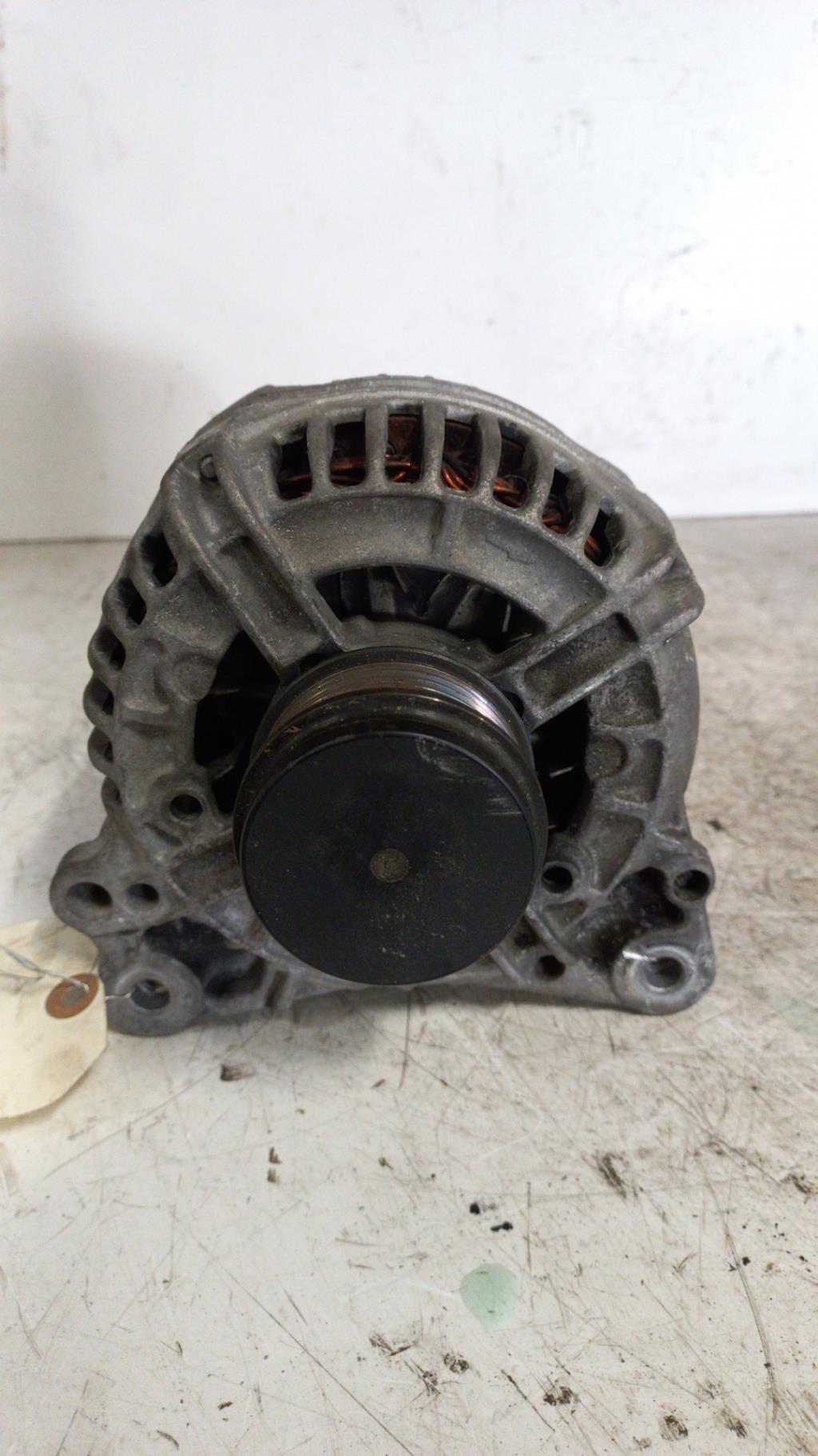 Alternatore AUDI A4 2 PHASE 1 Diésel - 1