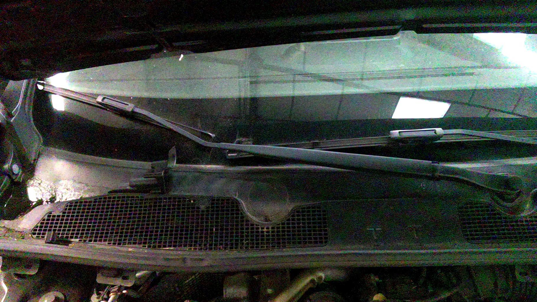 Braccio tergicristallo anteriore destro RENAULT MEGANE 3 PHASE 2 BREAK Diésel - 1