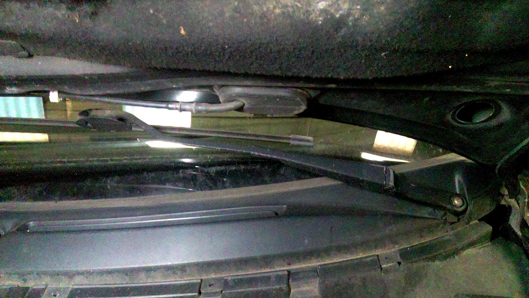 Braccio tergicristallo anteriore sinistro SEAT IBIZA 2 PHASE 3 Diésel - 1