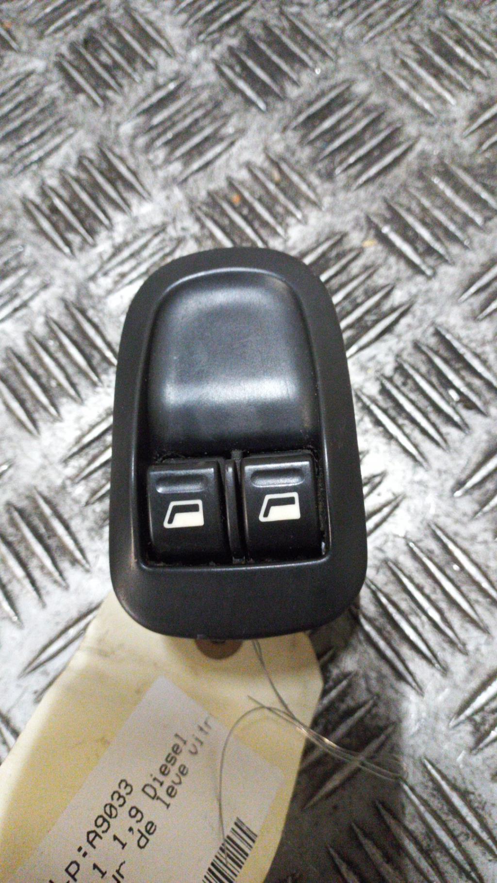 Interruttore alzacristalli PEUGEOT 206 PHASE 1 Diésel - 1