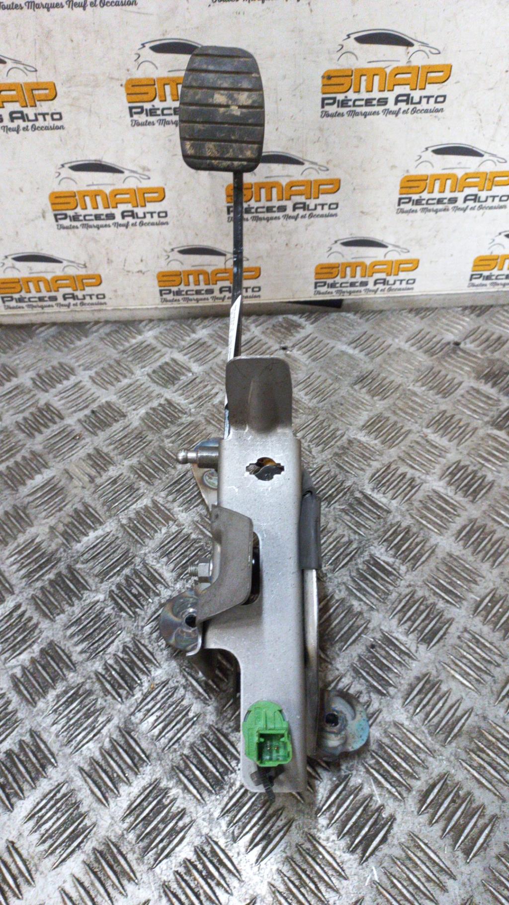 Pedale d'embrayage RENAULT CLIO 4 PHASE 1 Diesel - 1