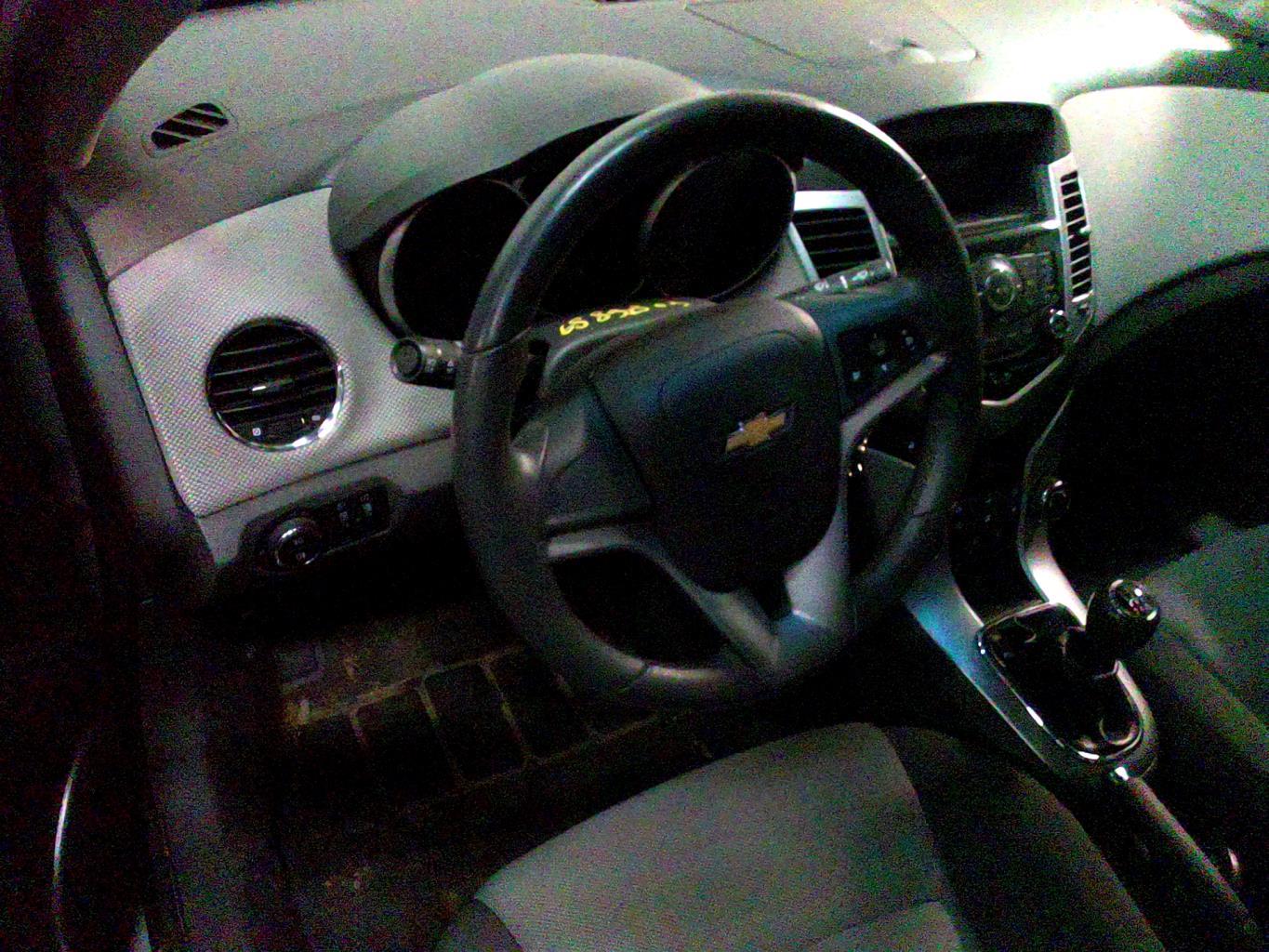 Volant CHEVROLET CRUZE PHASE 1 Diesel - 1