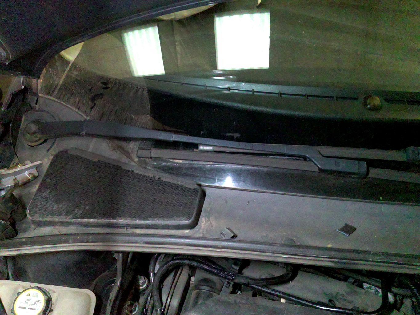 Braccio tergicristallo anteriore destro FORD FOCUS 3 PHASE 1 Diésel - 1