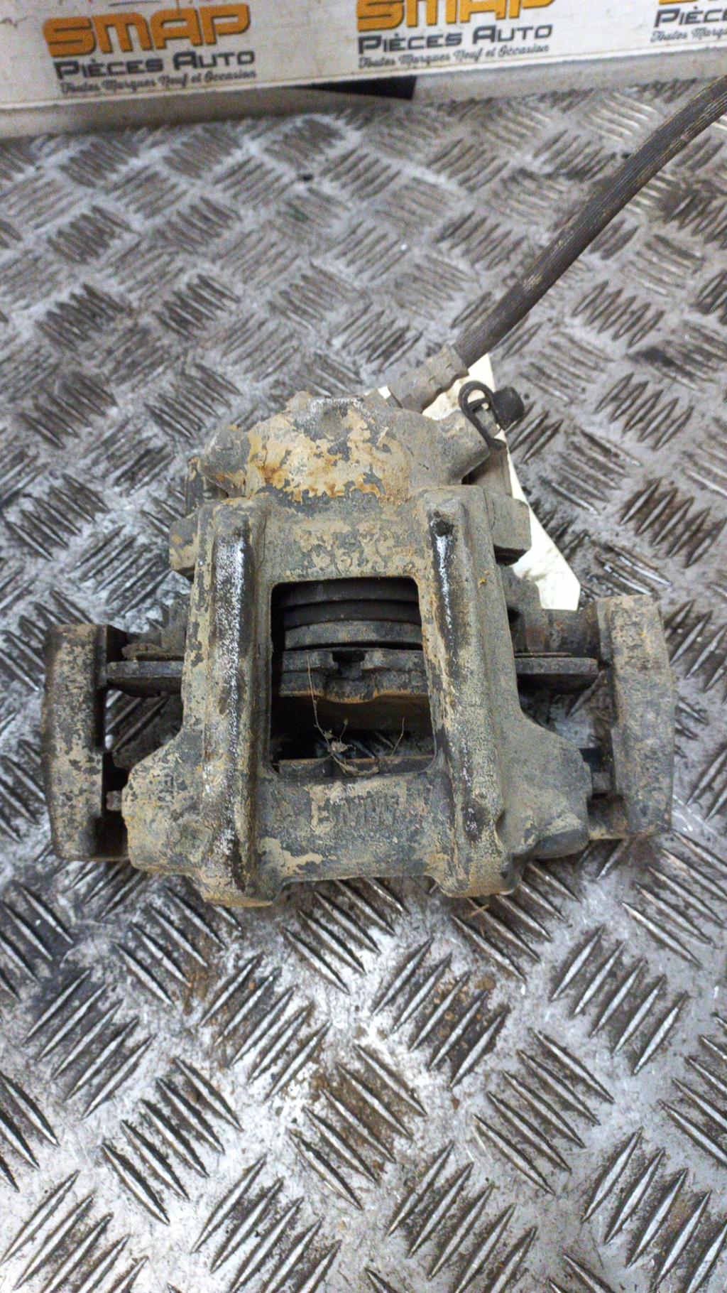 Pinza freni anteriore destra BMW SERIE 1 F21 PHASE 1 Diésel - 1