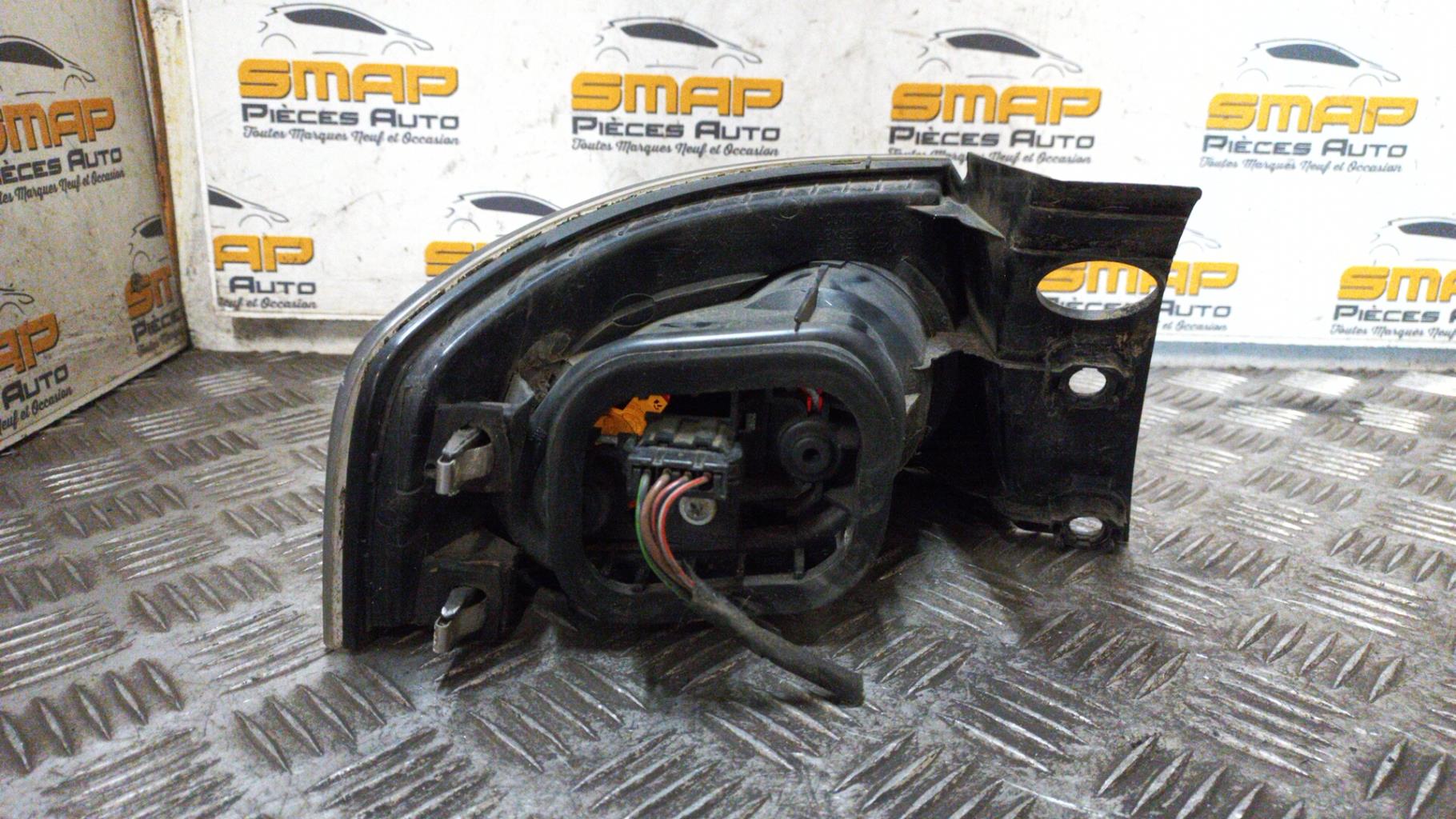 Fanale posteriore principale destro (luci) SEAT IBIZA 3 PHASE 1 Gasolina - 1