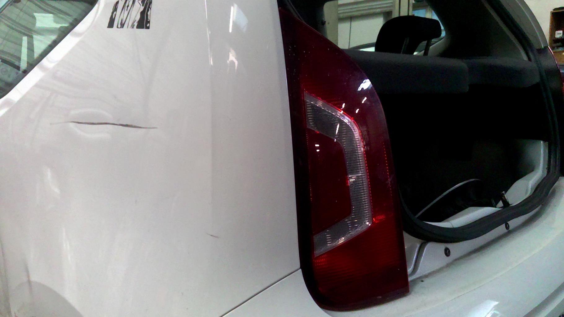Fanale posteriore principale sinistro (luci) VOLKSWAGEN UP PHASE 1 Gasolina - 1