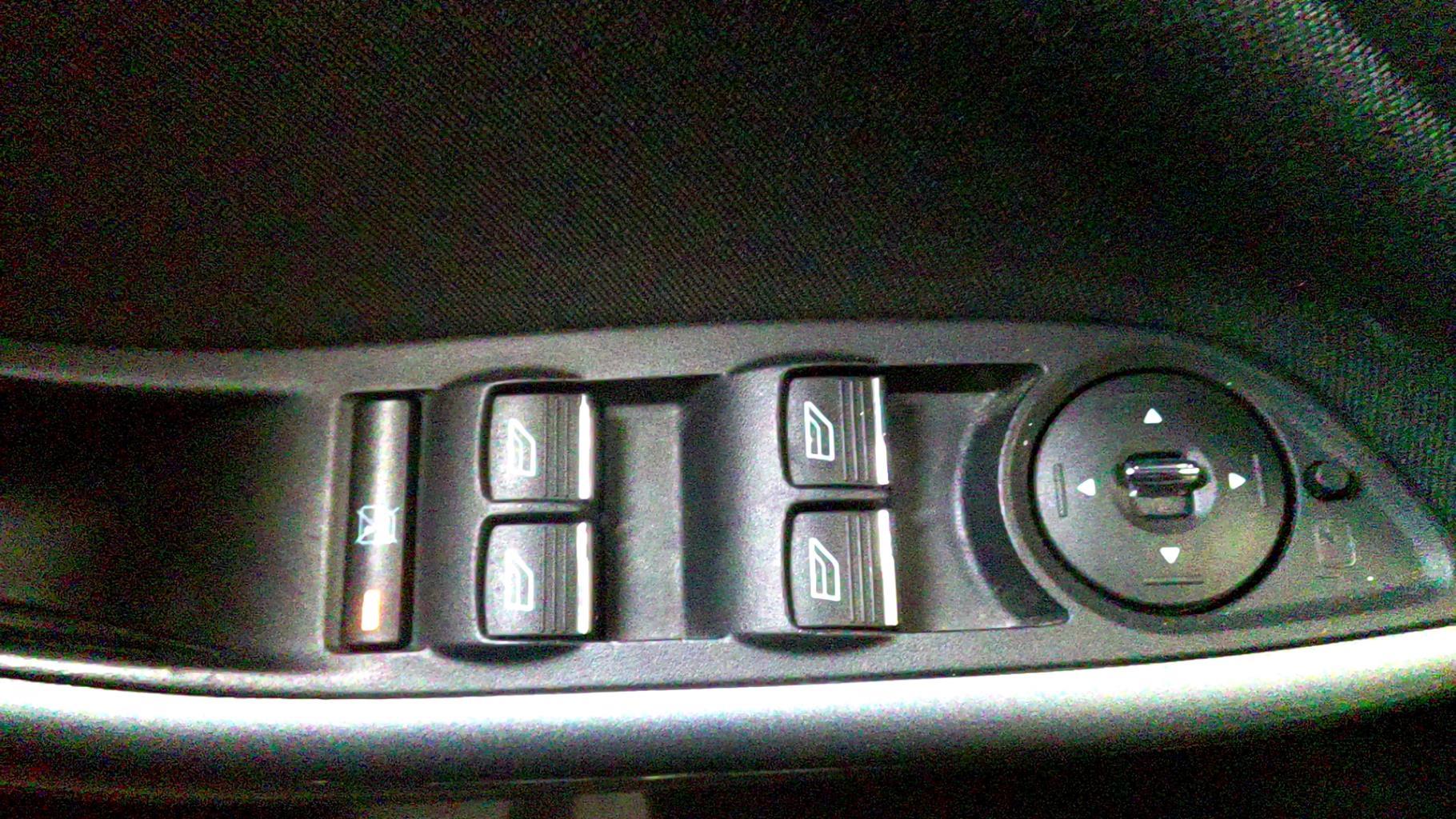Interruttore lavacristalli anteriore sinistro FORD FOCUS 3 PHASE 1 Diésel - 1