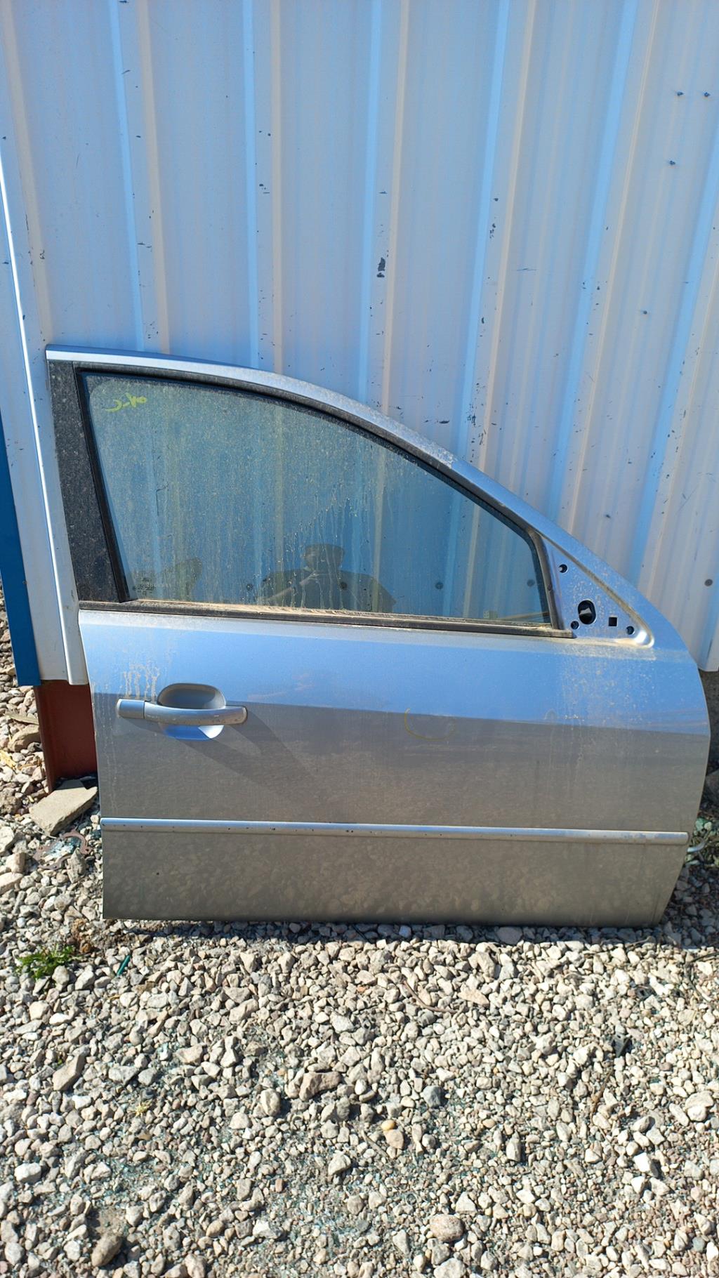 Porte avant gauche FORD MONDEO 2 Diesel - 1