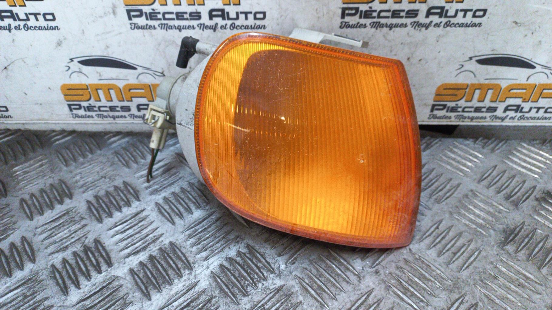 Ripetitore lampeggiante anteriore destro (Luci) VOLKSWAGEN POLO 3 PHASE 1 Gasolina - 1