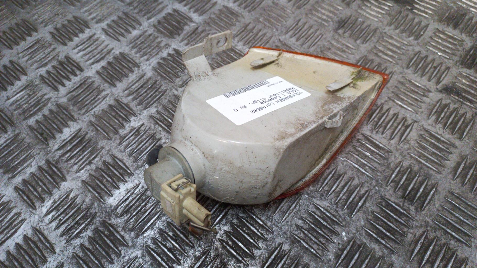 Ripetitore lampeggiante anteriore sinistro (Luci) VOLKSWAGEN POLO 3 PHASE 1 Gasolina - 1