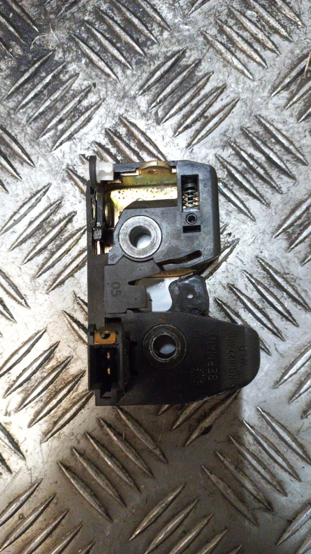 Serratura portellone posteriore VOLKSWAGEN POLO 3 PHASE 1 Gasolina - 1
