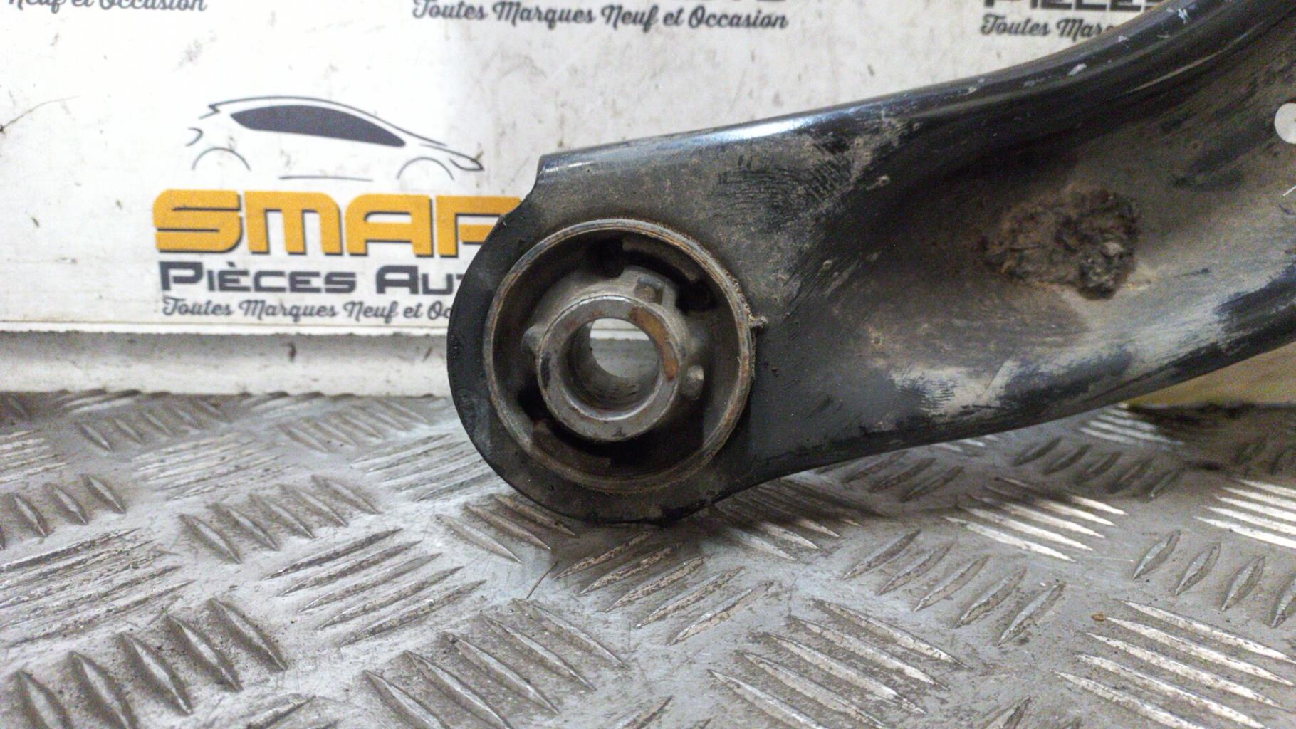 Triangolo anteriore sinistro CITROEN C1 2 Gasolina - 1