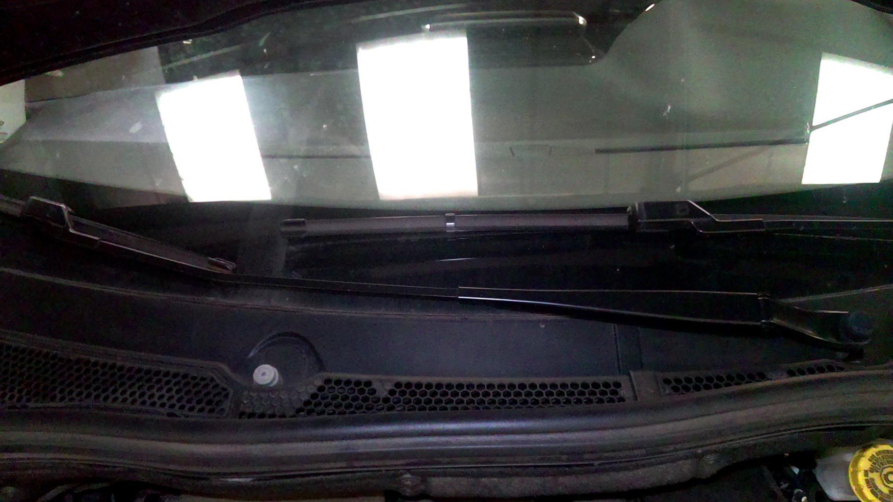 Braccio tergicristallo anteriore destro PEUGEOT 208 1 PHASE 2 Diésel - 1