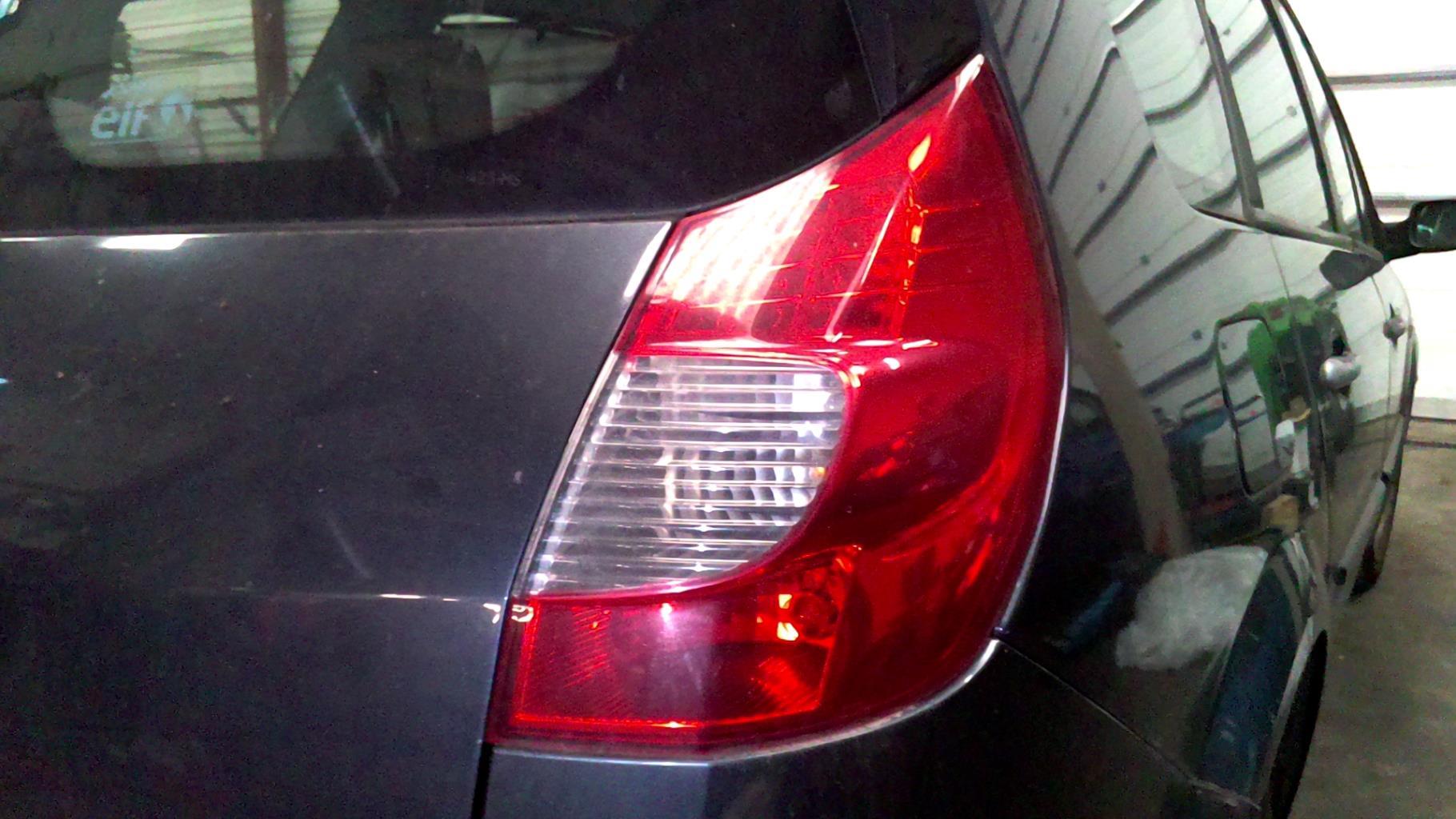 Fanale posteriore principale destro (luci) RENAULT GRAND SCENIC 2 PHASE 2 Diésel - 1