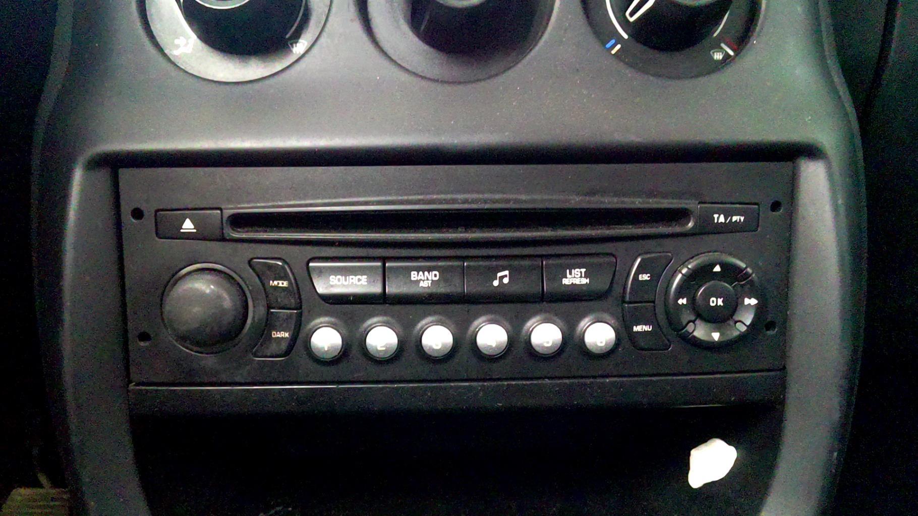 Autoradio CITROEN C3 2 PHASE 1 Essence - 1