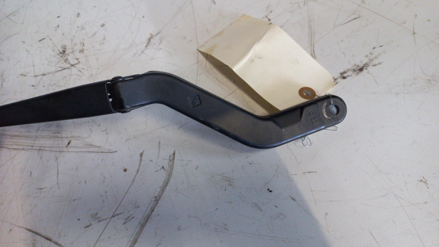 Braccio tergicristallo anteriore sinistro PEUGEOT 106 PHASE 2 Gasolina - 1