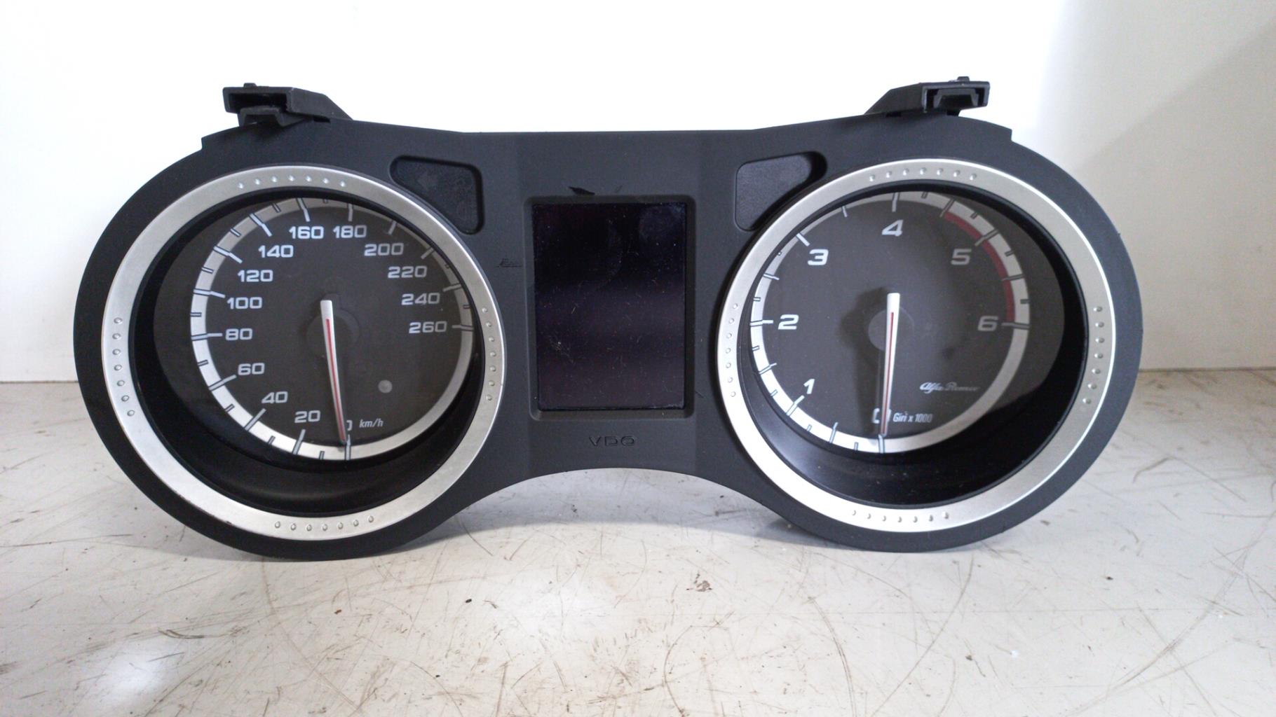 Tachimetro ALFA ROMEO 159 BREAK Diésel - 1