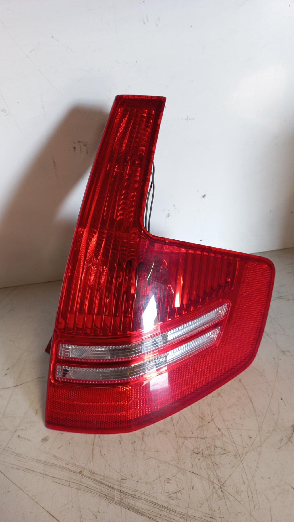 Fanale posteriore principale destro (luci) CITROEN C4 1 PHASE 2 Diésel - 1