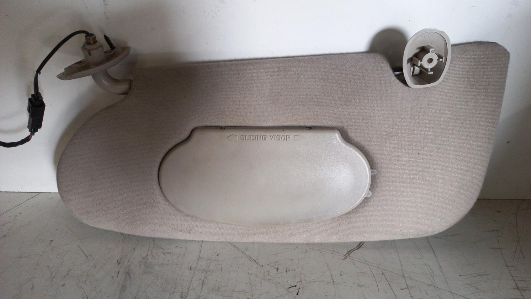 Pare soleil gauche CHRYSLER PT CRUISER PHASE 1 BREAK Essence - 1