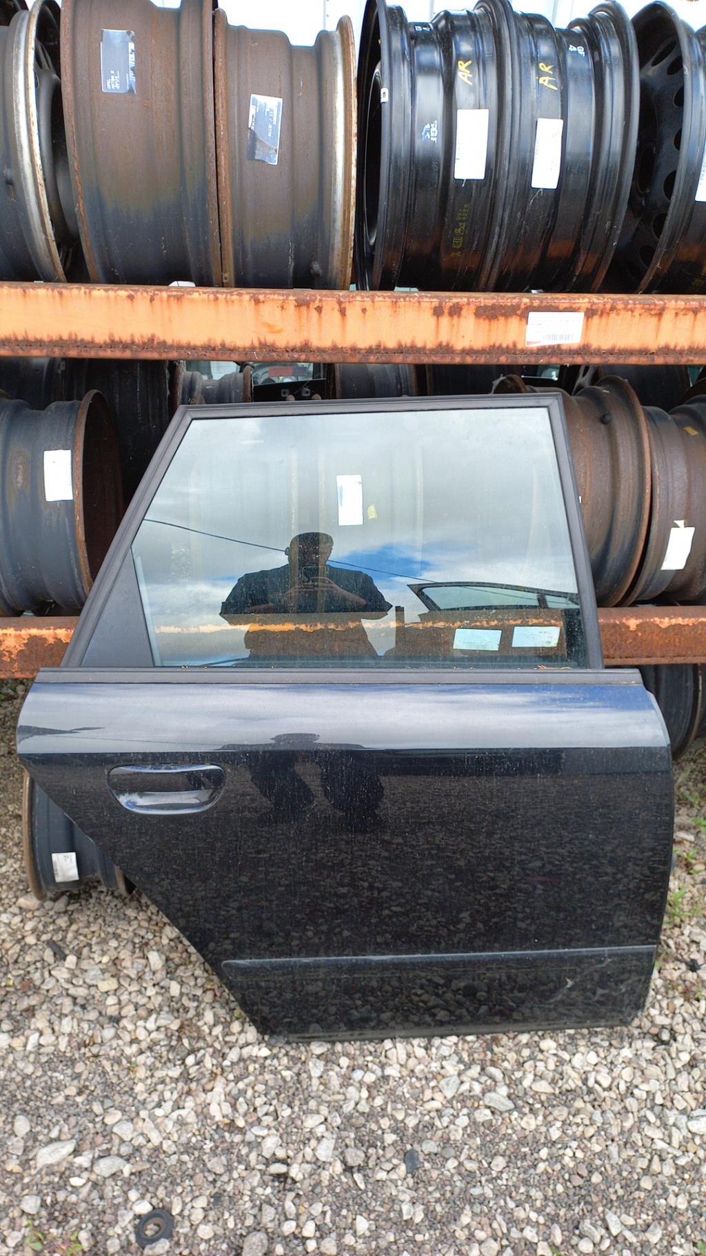 Porte arriere droit AUDI A4 2 AVANT PHASE 1 BREAK Diesel - 1