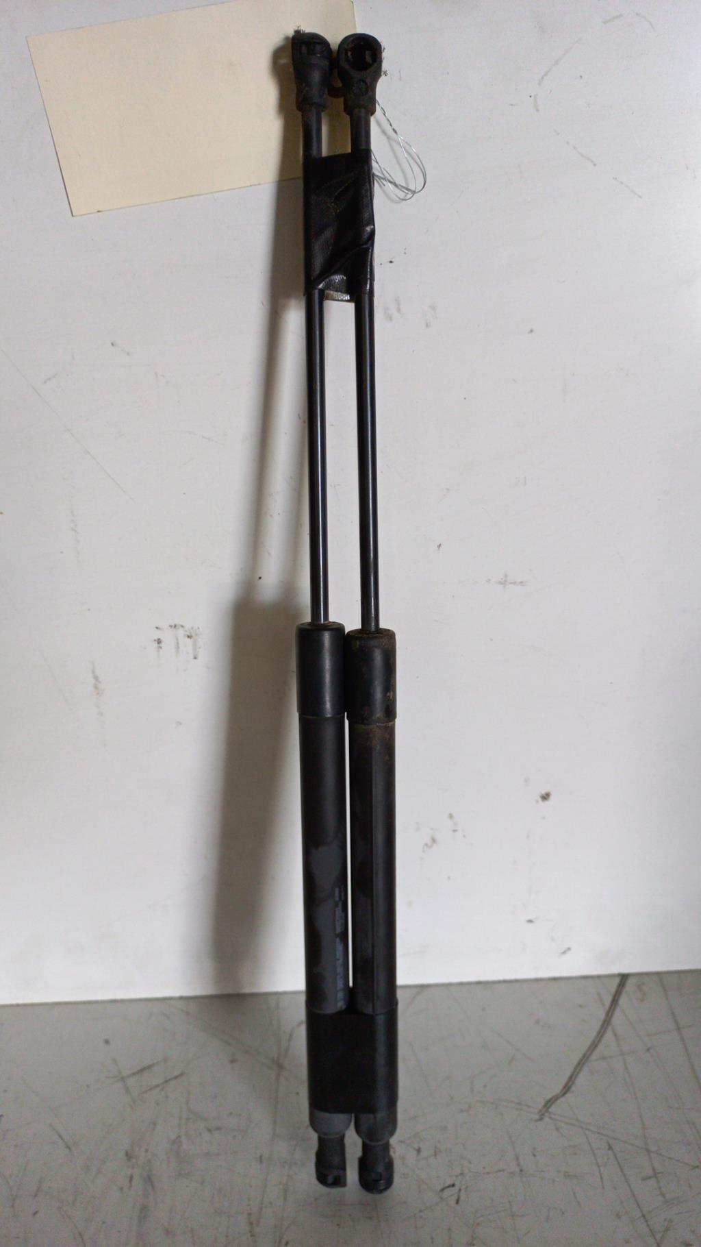 Verin de coffre CITROEN C3 2 PHASE 1 Diesel - 1