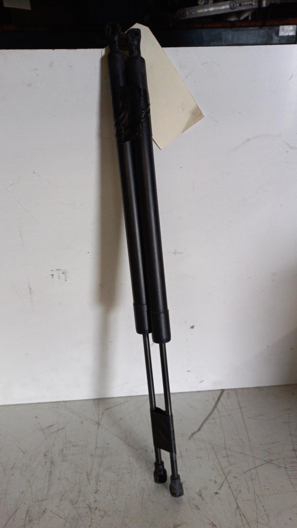 Verin de coffre RENAULT MODUS PHASE 2 Diesel - 1