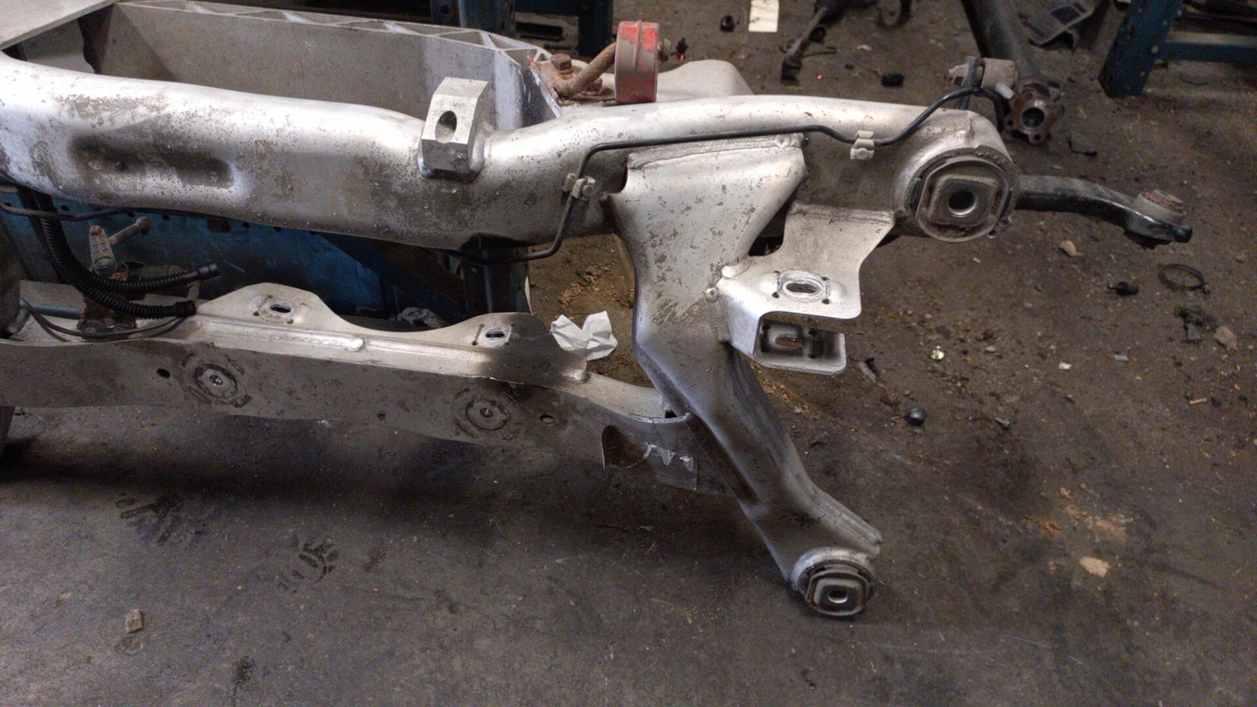 Berceau arriere AUDI A3 2 S3 PHASE 2 Essence - 1