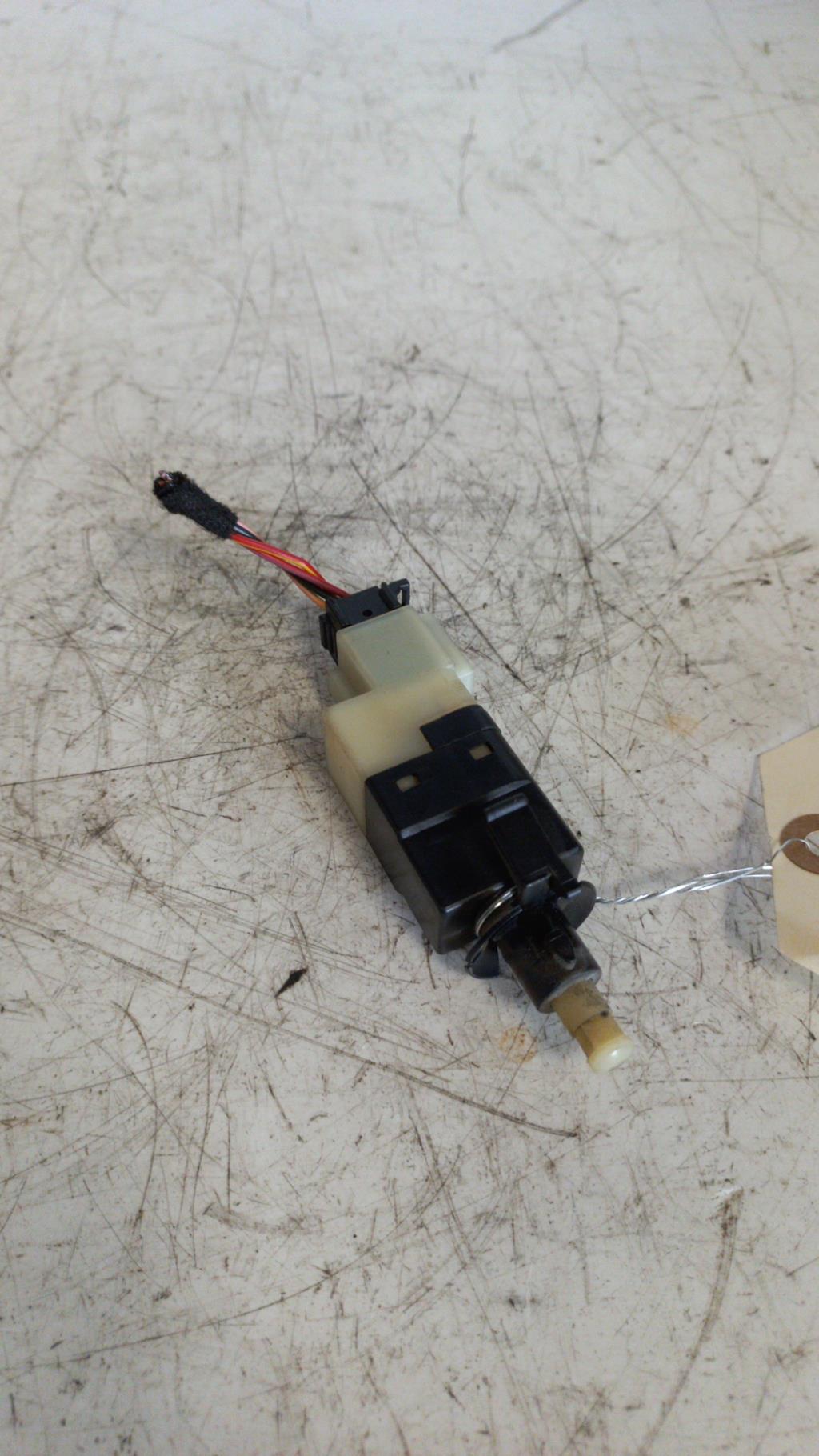 Contattore luce stop MERCEDES CLASSE C 203 PHASE 1  - 1