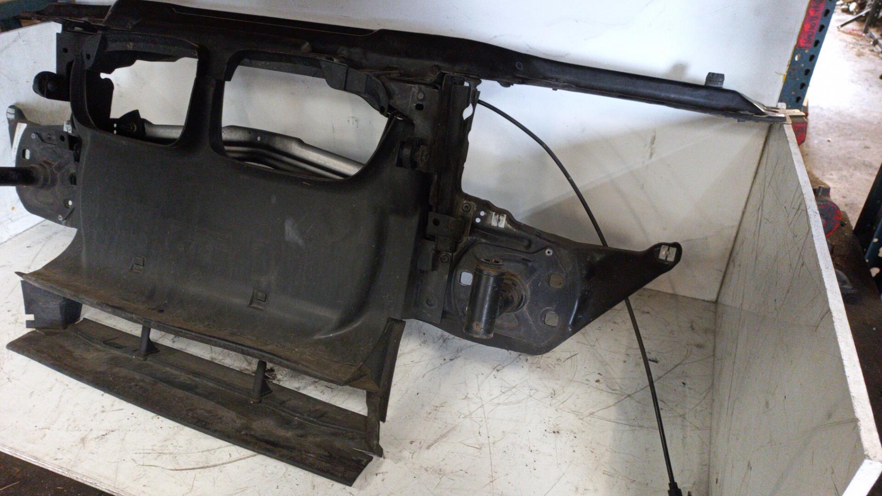 Face avant BMW SERIE 3 E46 TOURING PHASE 1 BREAK Diesel - 1